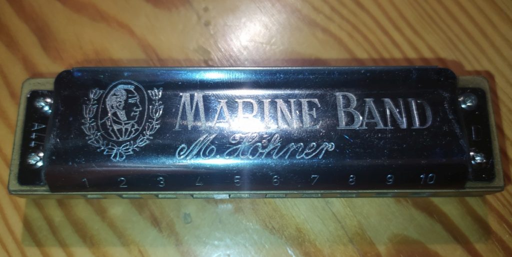 Hohner Marine Band 1896 przerobiona na śrubki.